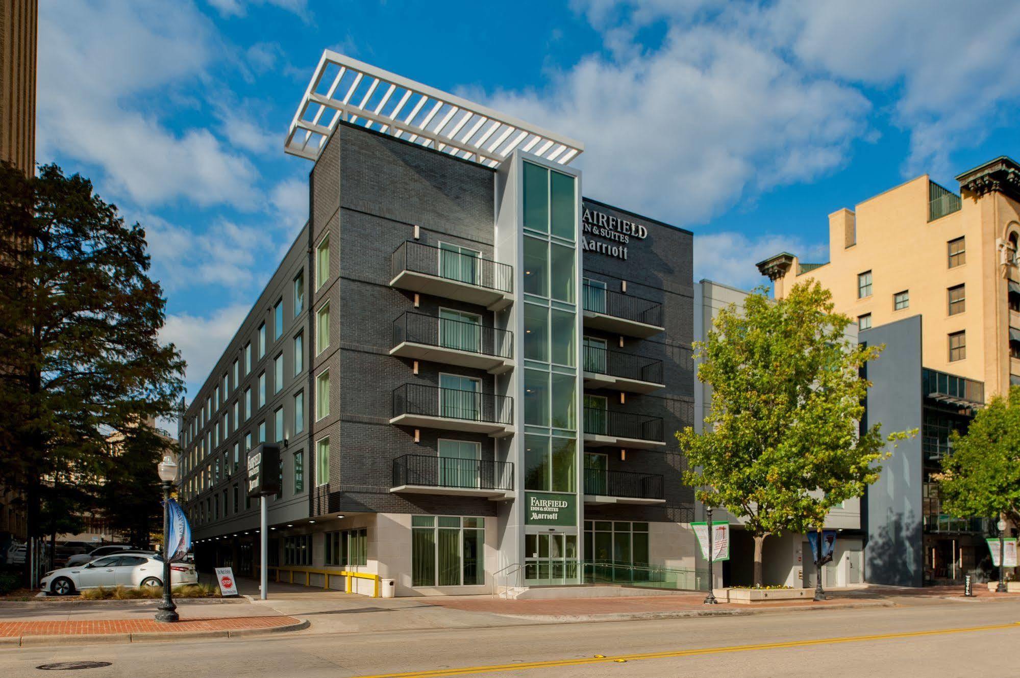 Fairfield Inn & Suites Fort Worth Downtown/Convention Center Exteriör bild