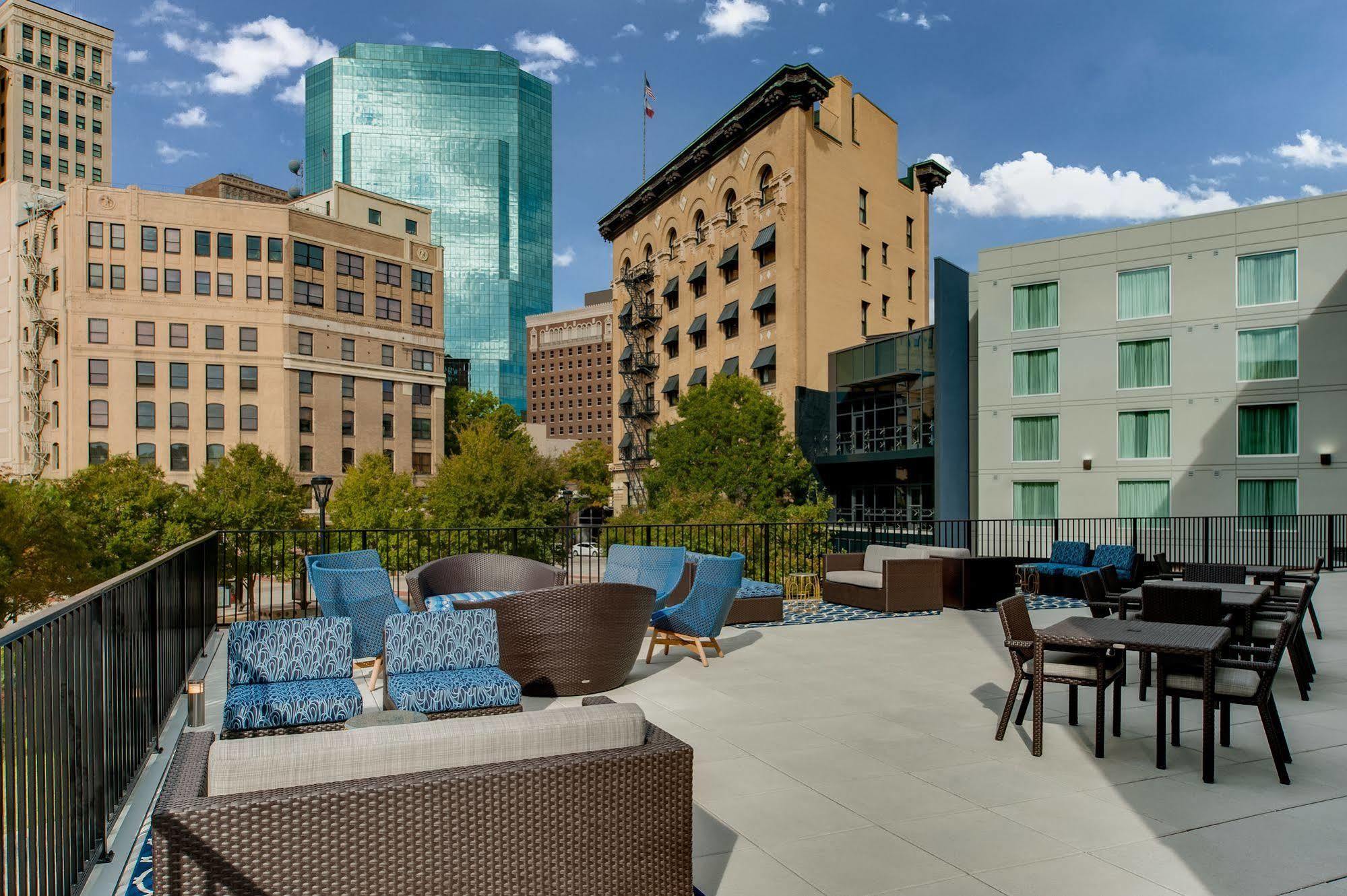 Fairfield Inn & Suites Fort Worth Downtown/Convention Center Exteriör bild